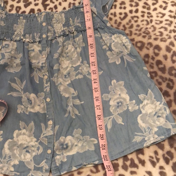 Old Navy Smocked Square Neck Floral Jean Top in Blue Size Medium - Picture 11 of 15